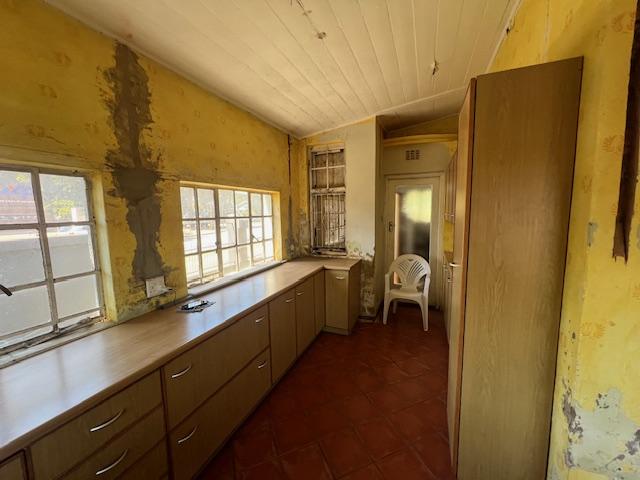 To Let commercial Property for Rent in Walmer Eastern Cape